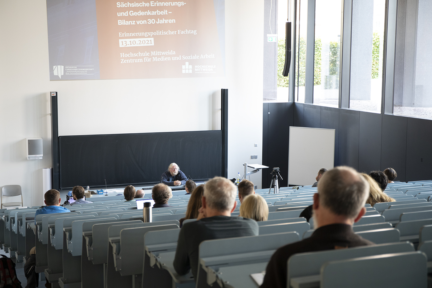 Erinnerungspolitischer Fachtag, 13.10.2021, Hochschule Mittweida, Eröffnungsvortrag Uwe Hirschfeld (Foto: Franziska Frenzel)